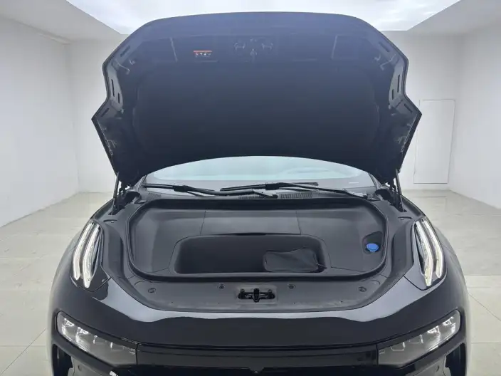 ZEEKR 001 2025 Model YOU Edition 100kWh 4WD – фото 10