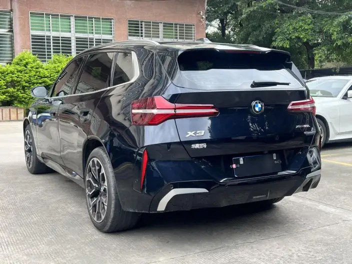 BMW X3 2025 Model xDrive30L Exclusive Model M Sports Set – фото 4