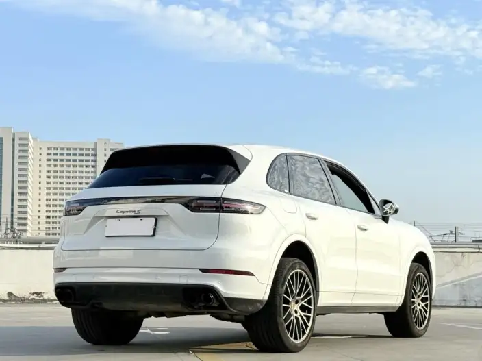 Cayenne 2022 Model Cayenne S 2.9T Platinum edition – фото 6