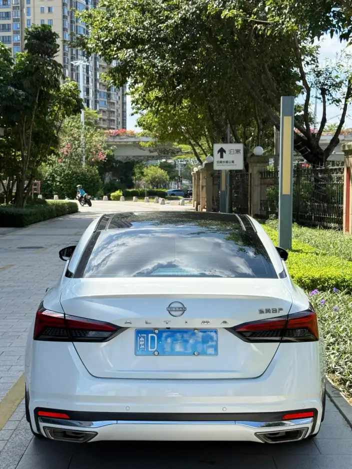 Nissan Teana 2022 Model 2.0L XL-Upr Premium Edition – фото 3