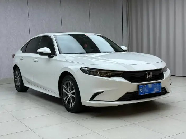 Model Ge 2023 Model 240TURBO CVT Leading version – фото 3