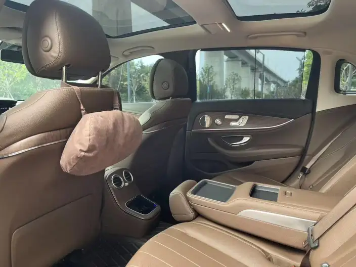 Mercedes-Benz E-Class 2023 Model E 300 L Luxury Model sedan – фото 9