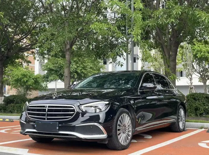 Mercedes-Benz E-Class 2023 Model E 300 L Luxury Model sedan – фото 10