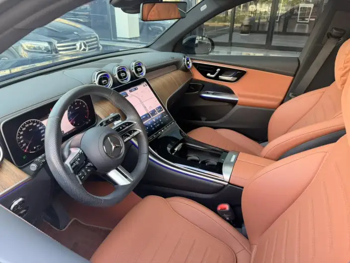 Mercedes-Benz GLC 2024 Model Facelift GLC 300 L 4MATIC Dynamic Model 5 seat – фото 8