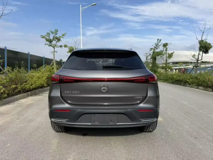 Mercedes-Benz EQA 2022 Model EQA 260 – фото 4