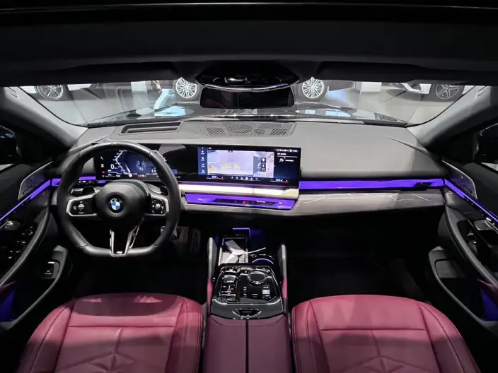 BMW 5 Series 2025 Model Facelift 530Li Exclusive Model M Sports Set – фото 9