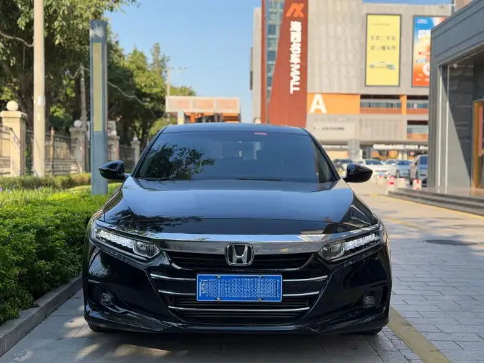 Honda Accord 2022 Model 260TURBO Deluxe Edition – фото 2