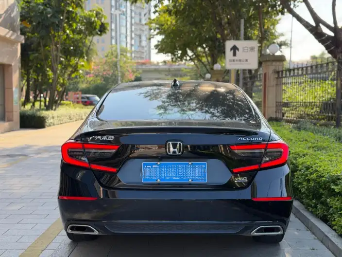 Honda Accord 2022 Model 260TURBO Deluxe Edition – фото 4