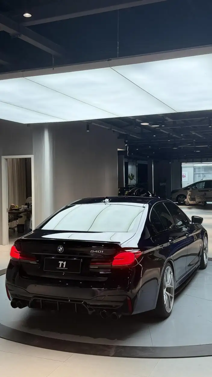 BMW 5 Series Imported 2022 Model Facelift II 540i Fashion edition M Sports Set – фото 5