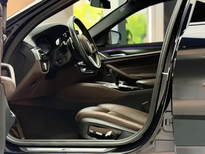 BMW 5 Series Imported 2022 Model Facelift II 540i Fashion edition M Sports Set – фото 8