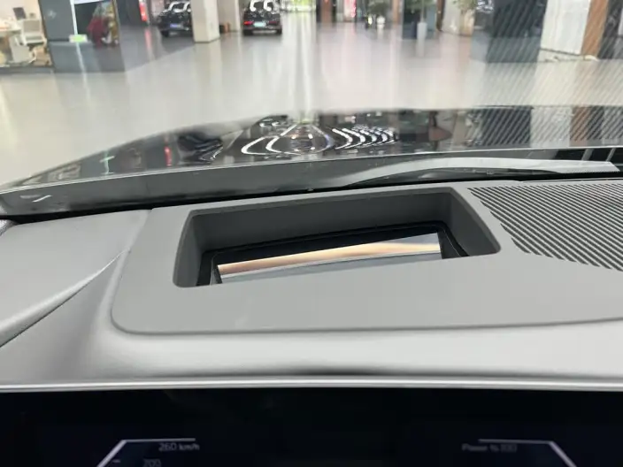BMW 5 Series 2025 Model 530Li Exclusive Model M Sports Set – фото 8