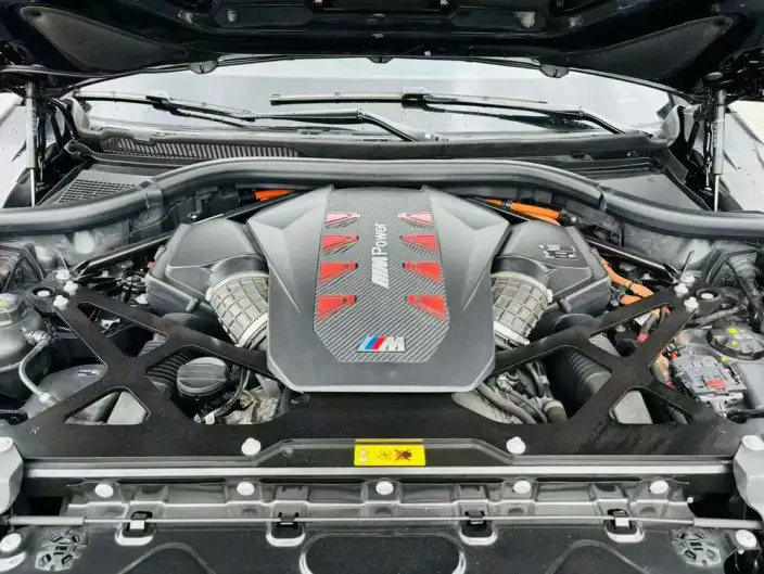 BMW XM 2023 Model 4.4T Standard Model – фото 6