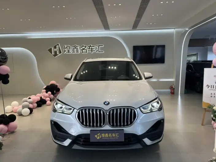 BMW X1 2022 Model sDrive25Li Leading Model – фото 2