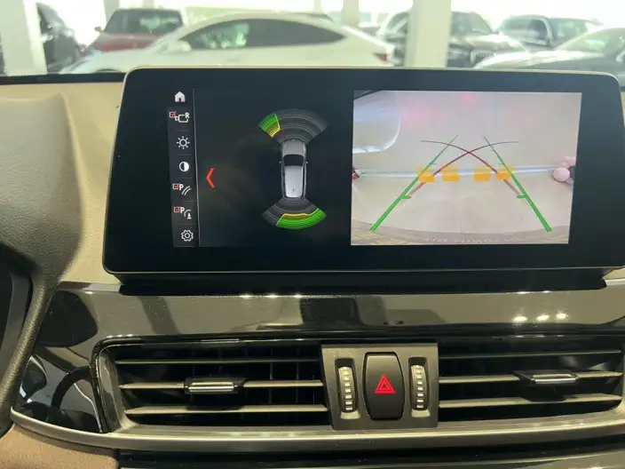 BMW X1 2022 Model sDrive25Li Leading Model – фото 9