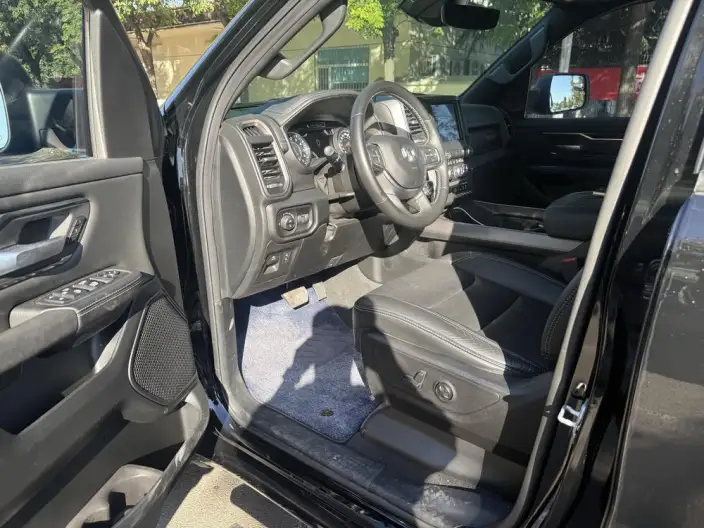 RAM 1500 Rev 2022 Model 5.7L Automatic 4WD 5 seat Parallel Imported – фото 7
