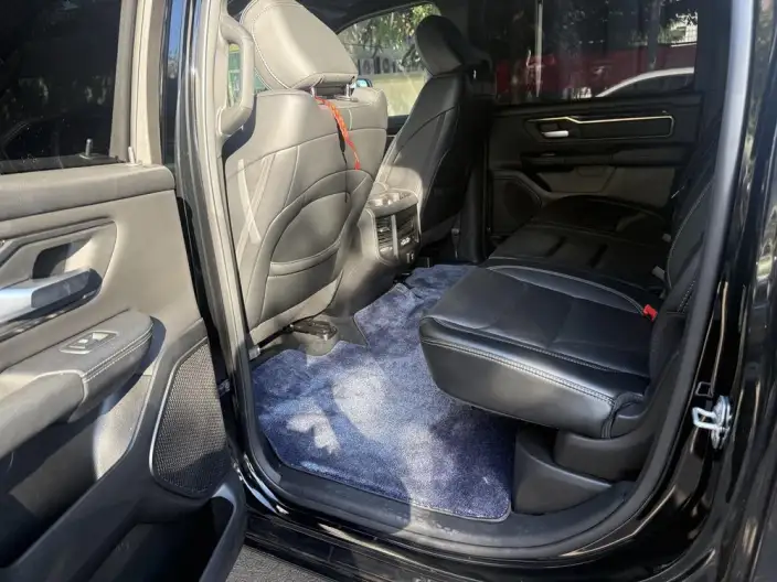 RAM 1500 Rev 2022 Model 5.7L Automatic 4WD 5 seat Parallel Imported – фото 8