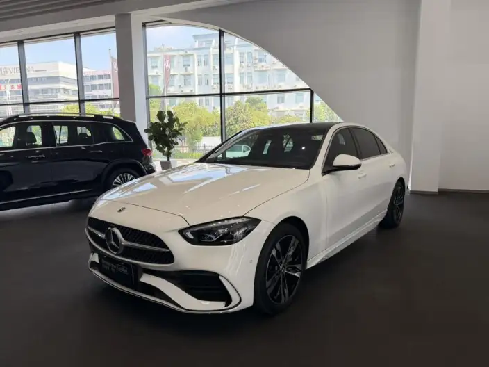 Mercedes-Benz C-Class PHEV 2024 Model C 350 eL – фото 10