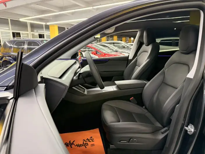 Model Y 2025 Model Rear-wheel drive version – фото 8