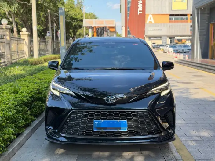 Granvia 2023 Model Intelligent Hybrid 2.5L Flagship VIP – фото 2