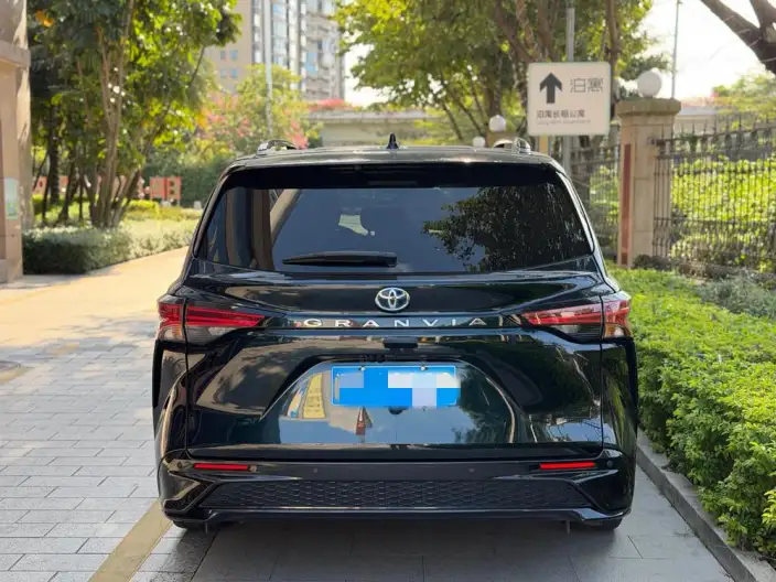 Granvia 2023 Model Intelligent Hybrid 2.5L Flagship VIP – фото 4