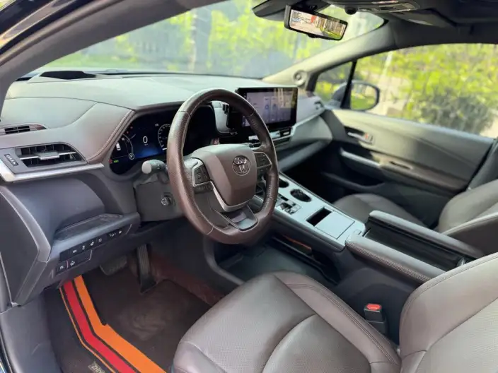 Granvia 2023 Model Intelligent Hybrid 2.5L Flagship VIP – фото 5