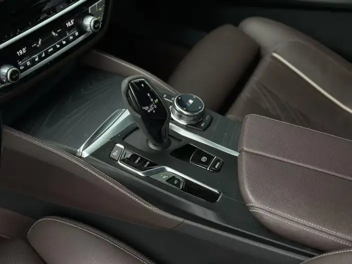 BMW 5 Series 2023 Model 530Li Exclusive Model Luxury Set – фото 10