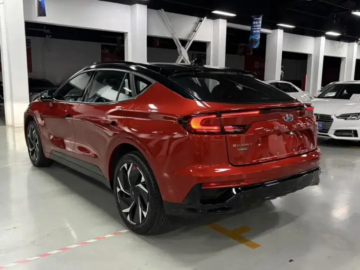 Ford Mondeo 2026 Model 2.0T EcoBoost E Hybrid Sports Edition ST-Line – фото 5