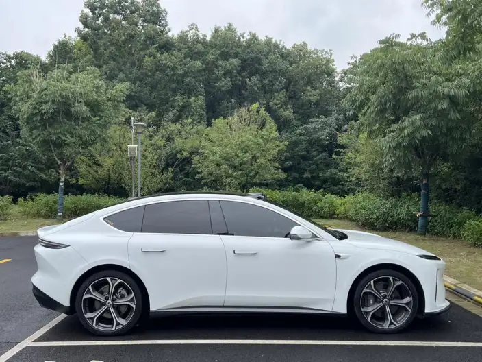 NIO ET5 2024 Model 75kWh – фото 8
