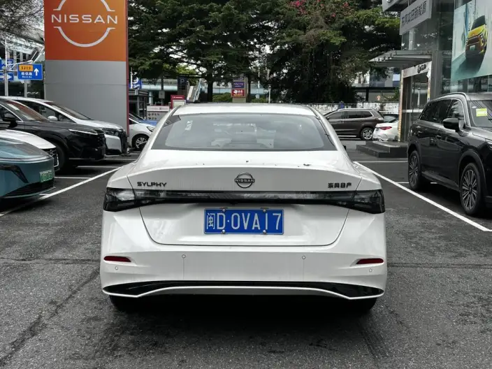 Nissan Sylphy 2026 Model 1.6L CVT Ultimate Edition – фото 5