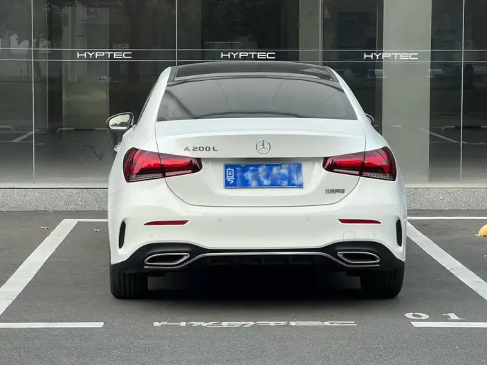 Mercedes-Benz A-class 2022 Model Facelift A 200 L Sports sedan Dynamic Edition – фото 5