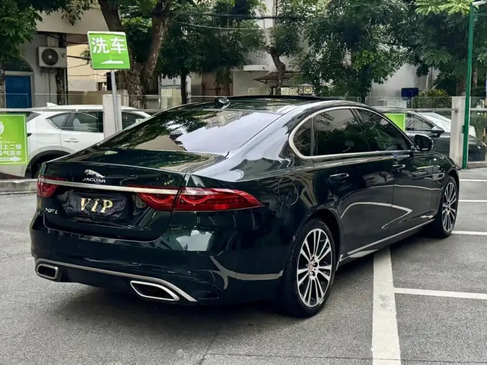 Jaguar XFL 2025 Model 2.0T P250 2WD Exclusive Deluxe Edition – фото 6