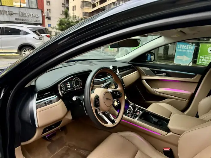 Jaguar XFL 2025 Model 2.0T P250 2WD Exclusive Deluxe Edition – фото 7