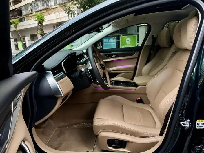 Jaguar XFL 2025 Model 2.0T P250 2WD Exclusive Deluxe Edition – фото 8