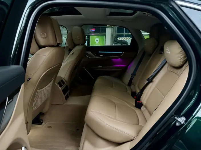 Jaguar XFL 2025 Model 2.0T P250 2WD Exclusive Deluxe Edition – фото 9