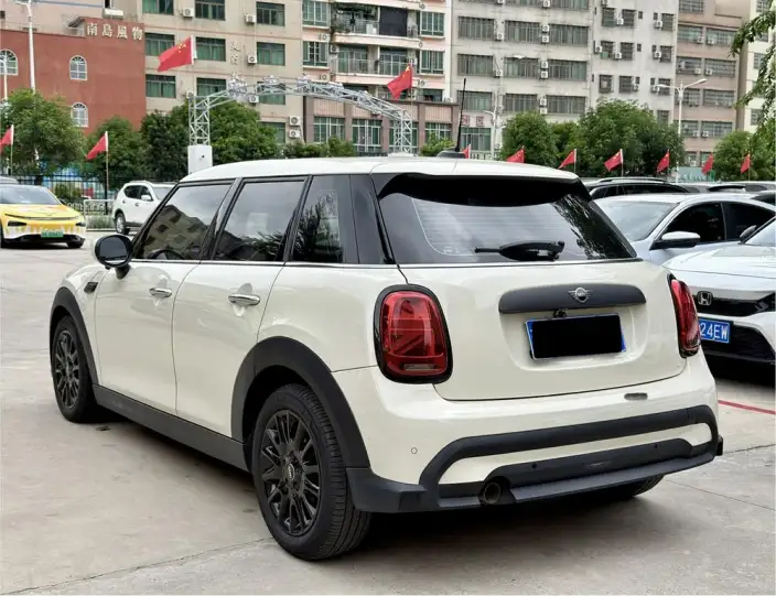 MINI 2022 Model Facelift 1.5T ONE Five-door Edition PLUS