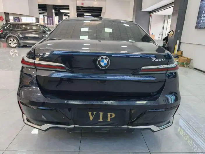 BMW 7 Series 2023 Model 735Li M Sports Set – фото 6