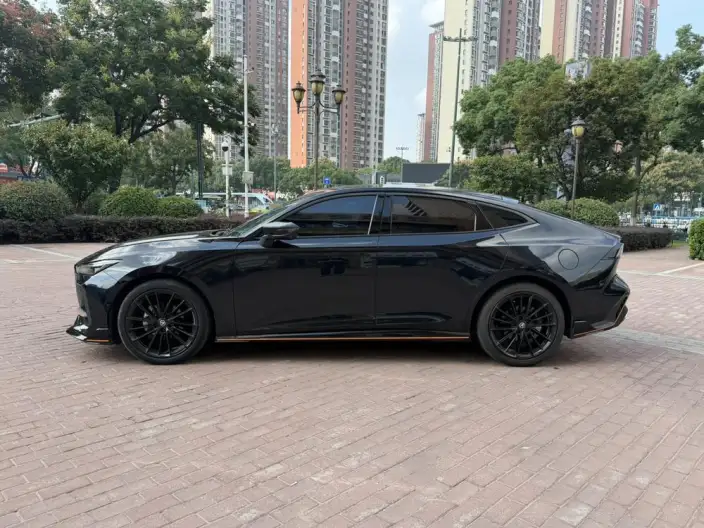 Changan UNI-V 2023 Model 1.5T Sports Edition – фото 4