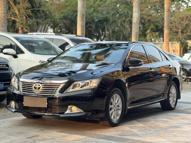 Toyota Camry 2013 2.5G Comfort – фото 1