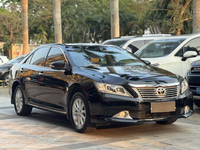 Toyota Camry 2013 2.5G Comfort – фото 3