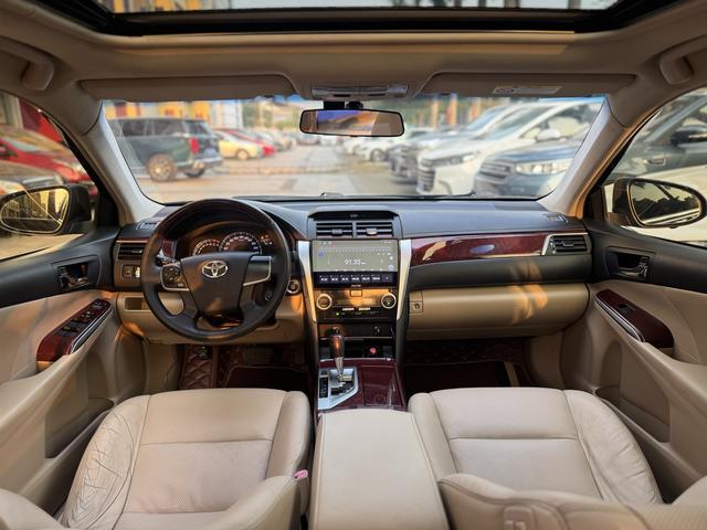 Toyota Camry 2013 2.5G Comfort – фото 4