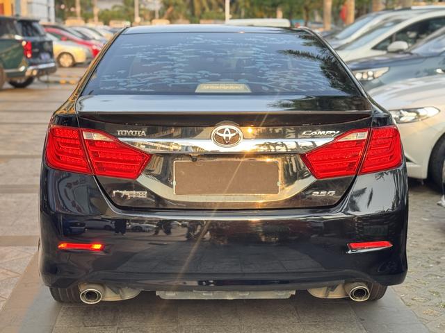 Toyota Camry 2013 2.5G Comfort – фото 8