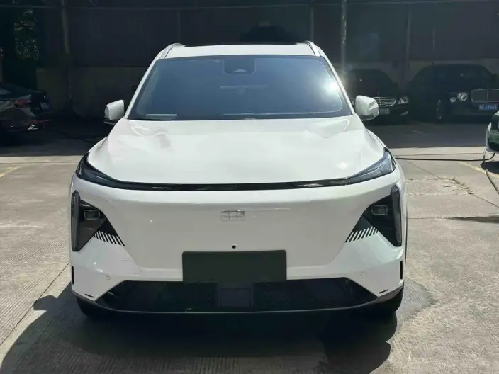 Geely Galaxy L7 2023 Model 1.5T DHT 115km MAX – фото 2