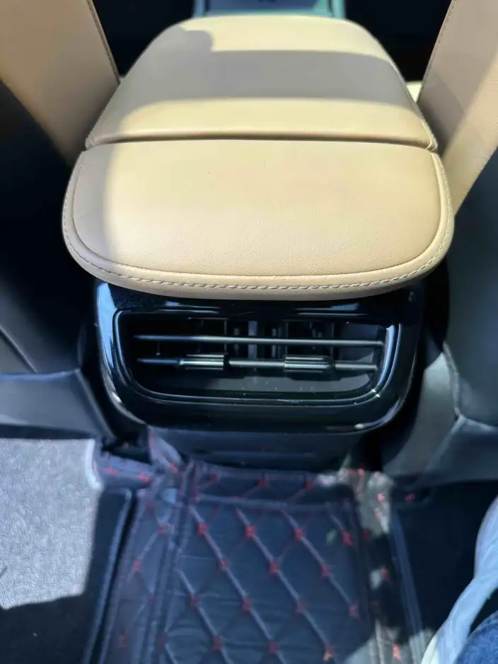 Geely Galaxy L7 2023 Model 1.5T DHT 115km MAX – фото 10