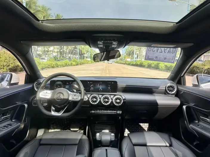 Mercedes-Benz A-class 2022 Model Facelift II A 200 L Sports sedan Fashion Edition – фото 7