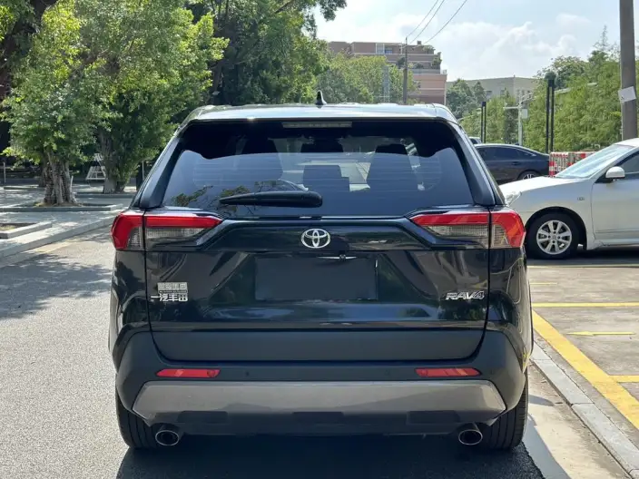Toyota RAV4 2022 Model 2.0L CVT 2WD Fashion PLUS Edition – фото 3