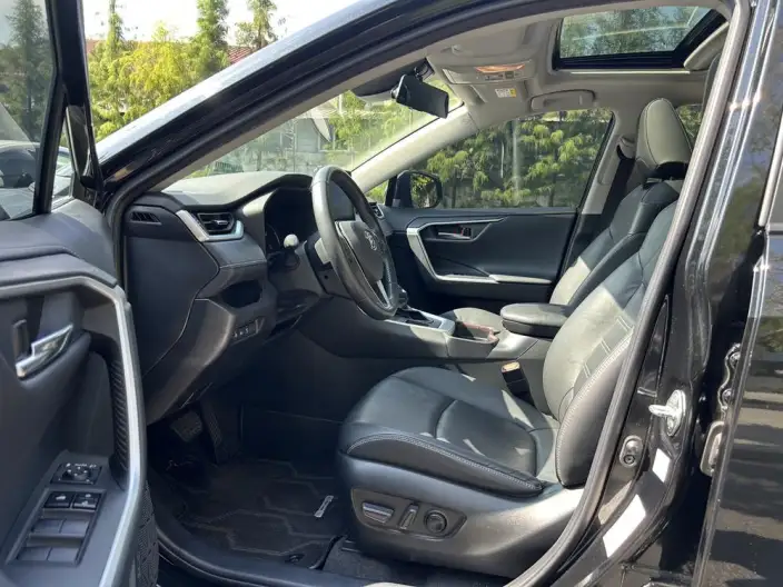 Toyota RAV4 2022 Model 2.0L CVT 2WD Fashion PLUS Edition – фото 8