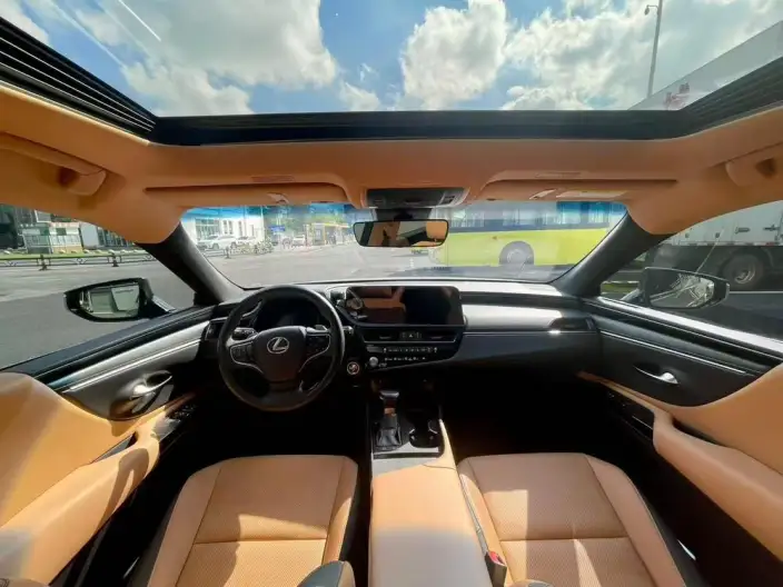 Lexus ES 2022 Model 200 Superior Edition – фото 8