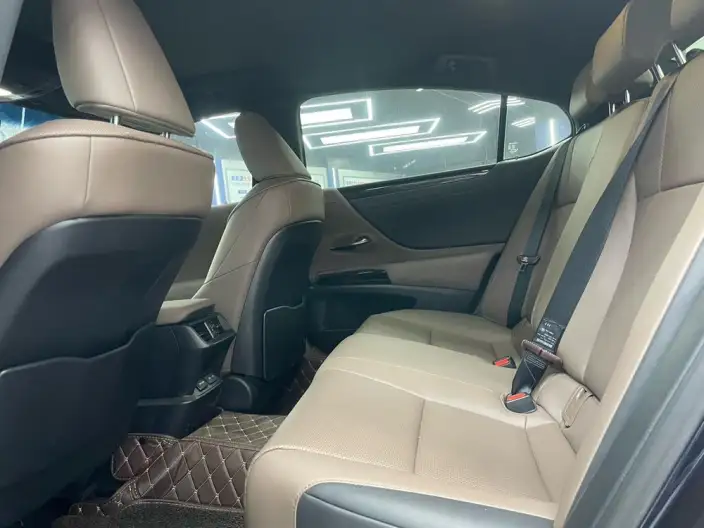 Lexus ES 2022 Model 200 Superior Edition – фото 8
