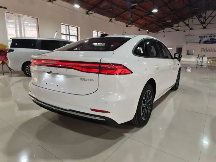Geely Galaxy A7 EM 2025 Model 70km Voyage Edition – фото 7
