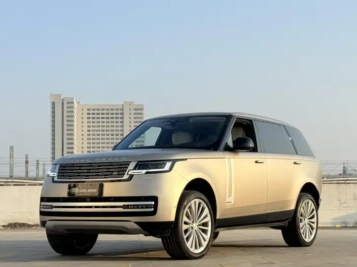 Range Rover 2023 Model 4.4 V8 530PS First Edition Edition – фото 1